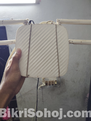 Tenda F9 router